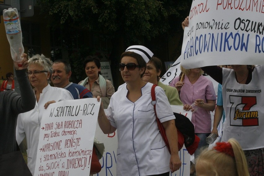 Lubin: Manifestacja w obronie szpitala (ZDJĘCIA)