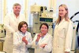 Miód w proszku zamknięty w kapsułce - sukces naukowców z Politechniki Łódzkiej