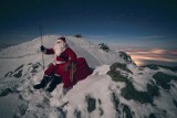 Tatry. Święty Mikołaj wylądował na Kasprowym Wierchu. Miał worek pełen prezentów