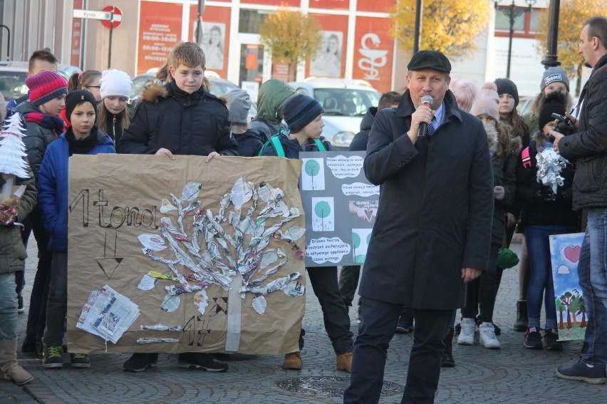 Ekologiczny happening na Rynku [ZDJĘCIA + FILM]