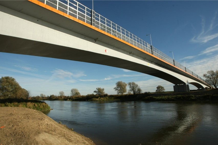 Niedaleko Wrocławia powstaną dwa nowe mosty - na Odrze i...
