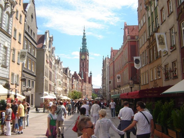 Ulica Długa zwana Drogą Kr&oacute;lewską.
Fot. Marzena Suchomska