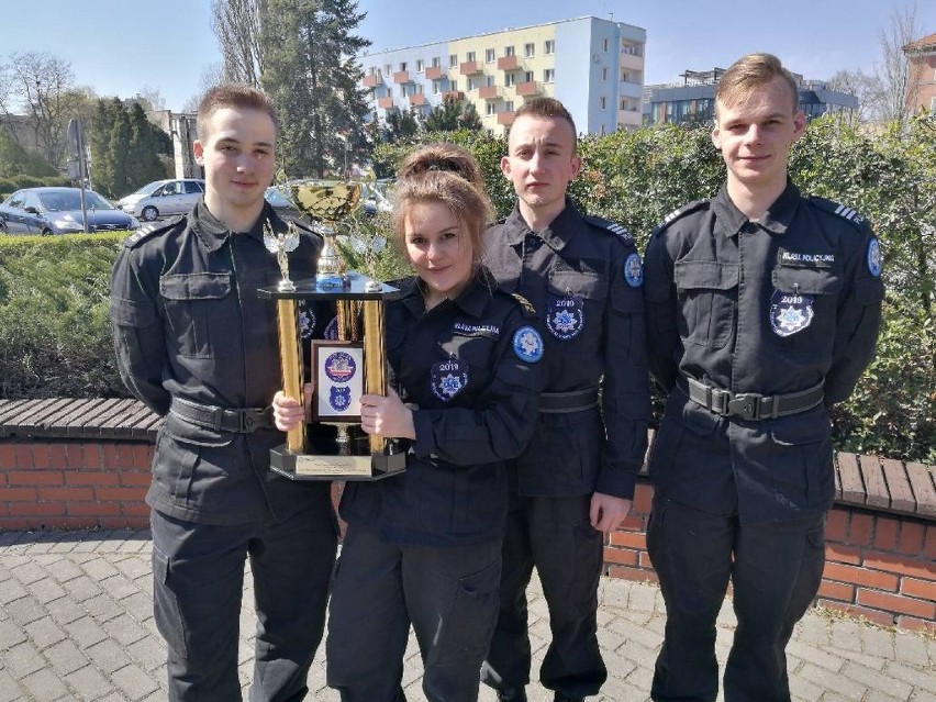 Policyjne Liceum w Słupsku wicemistrzem Polski! [zdjęcia]