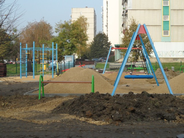 Plac zabaw Podłęże Jaworzno. Skarżą się na wiercenie w nocy