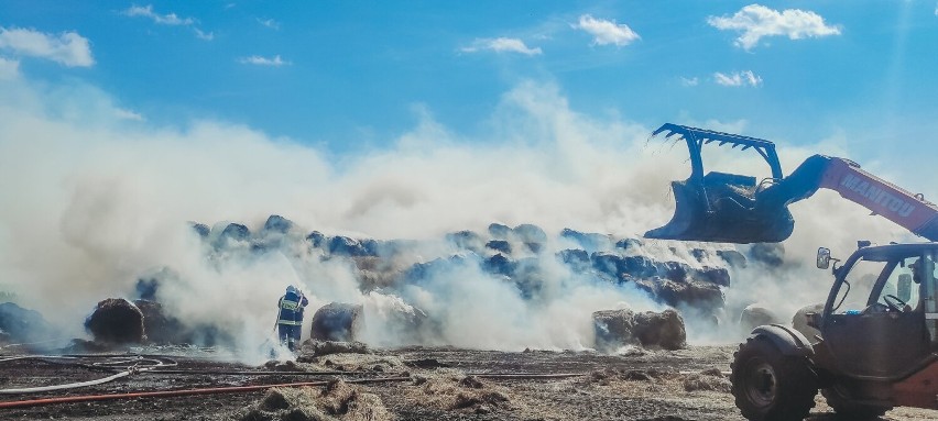 Pożar w Nowoberezowie gasiło 10zastępów strażaków