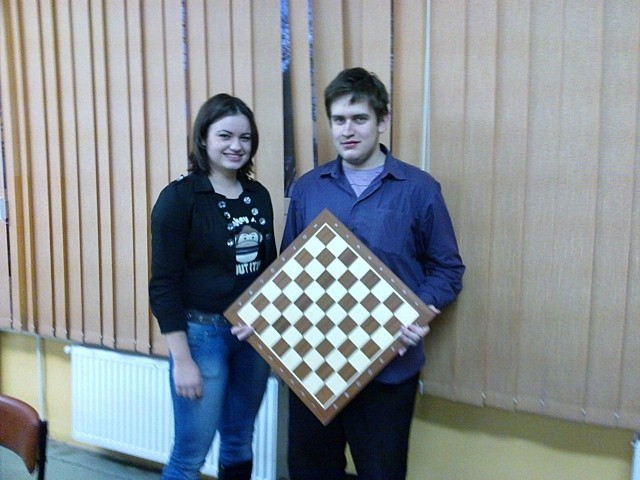 Mateusz Kamecki wygrał szachowy turniej w Koninie
