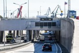 Pirat drogowy jechał przez Tunel pod Martwą Wisłą z prędkością 175 km/h. 33 interwencje gdańskiej drogówki w weekend 31.10-01.11.2020