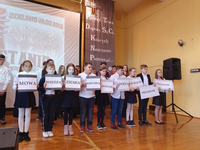 Gmina Śmigiel. Święto patrona Zespołu Szkół w Starym Bojanowie