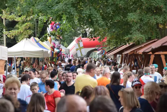 Przez dwa dni w Opactwo żyło ósmym Jarmarkiem Benedyktyńskim. Zobaczcie zdjęcia!

 Zobacz też: Jarmark Jarosławski 2018
