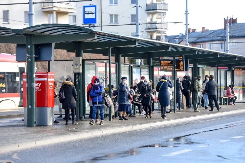 Jaki procent pracy przewozowej w 2022 roku pokryją wpływy z biletów? W Gdańsku zakłada się wzrost