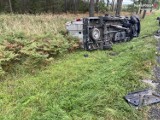 Poważny wypadek na  DW 908 w powiecie tarnogórskim. Cztery osoby ranne! Lądował helikopter LPR