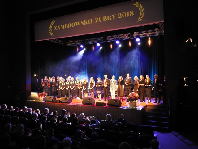 Nagrodzno 13 laureatów