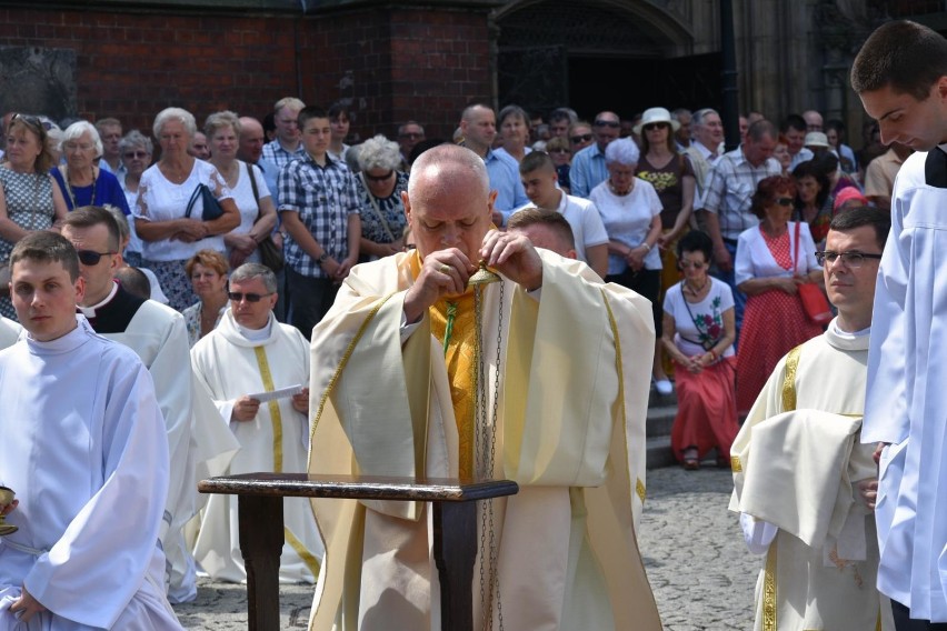 Boże Ciało 2020, czy w Legnicy będą procesje? Poznaj stanowisko biskupa legnickiego