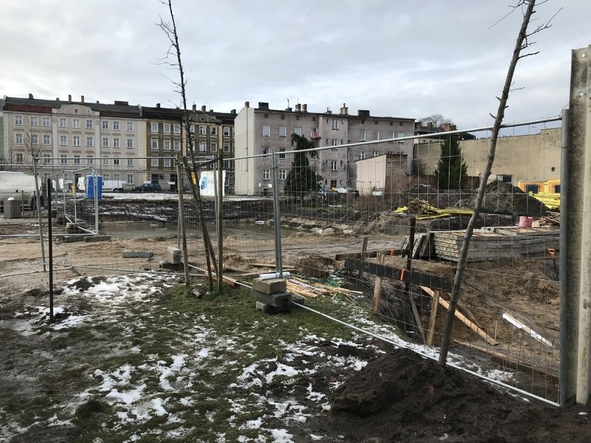 Twają prace na budowie nowych bloków komunalnych w Słupsku