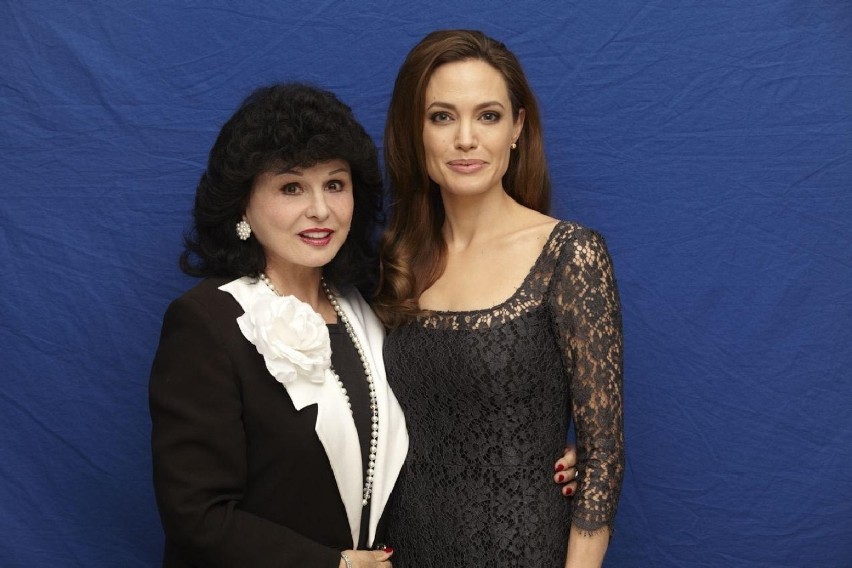 Yola Czaderska-Hayek i Angelina Jolie