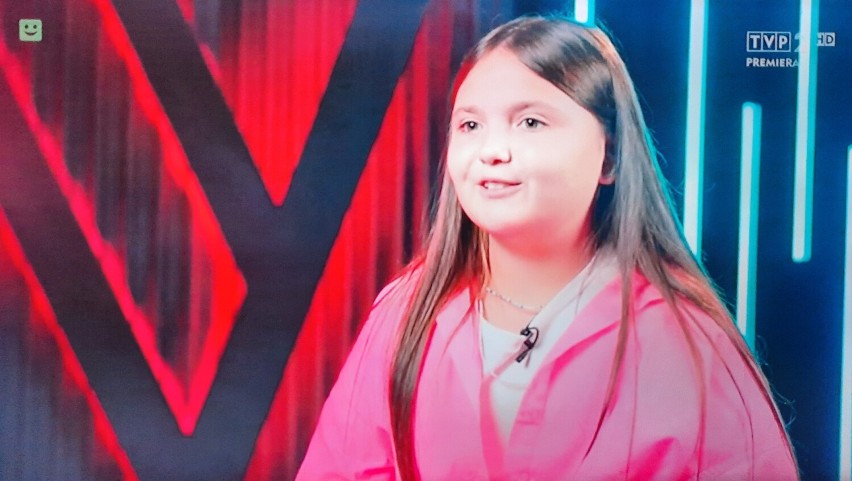 Radomsko. Julia Kuś i Kornelia Woźniak w The Voice Kids. Podopieczne Violetty Ojrzyńskiej już w drużynach jurorów. ZDJĘCIA