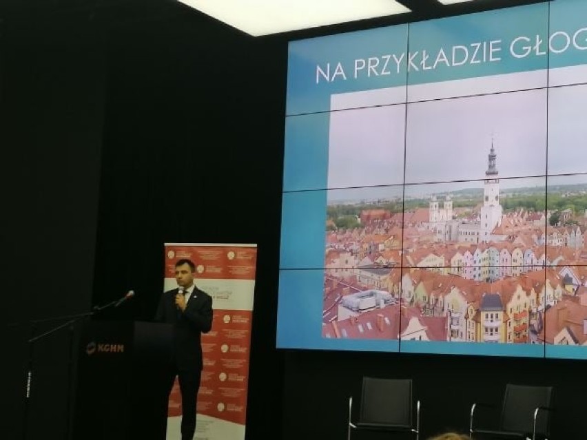 KGHM przekazał samorządom ponad 3 mln zł. Do Głogowa trafi 400 tys. zł. Pieniądze zostaną wydane na programy zdrowotne. Jakie? 
