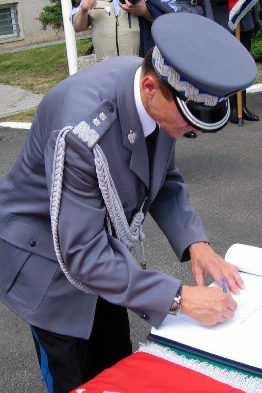 Podpis sklada komendant głowny policji, Andrzej matejuk
