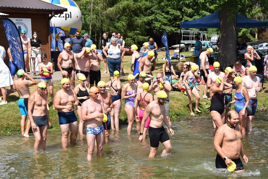 Pierwsze zawody z cyklu Puchar 4 Jezior. Tym razem pływacy ścigali się na Jeziorze Margonińskim