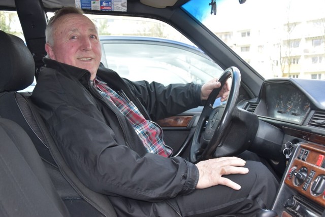 Bronisław Bala zawodowo spędził za kierownicą osobowej taksówki 44 lata