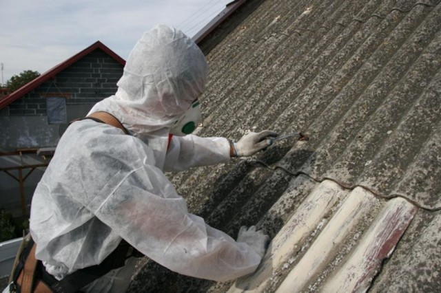 Radni przeznaczyli 70 tys. zł na likwidację azbestu