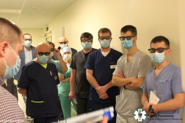 Nowy wysokiej klasy zestaw laparoskopowy otwiera przed chirurgami oświęcimskiego szpitala nowe możliwości prowadzenia zabiegów