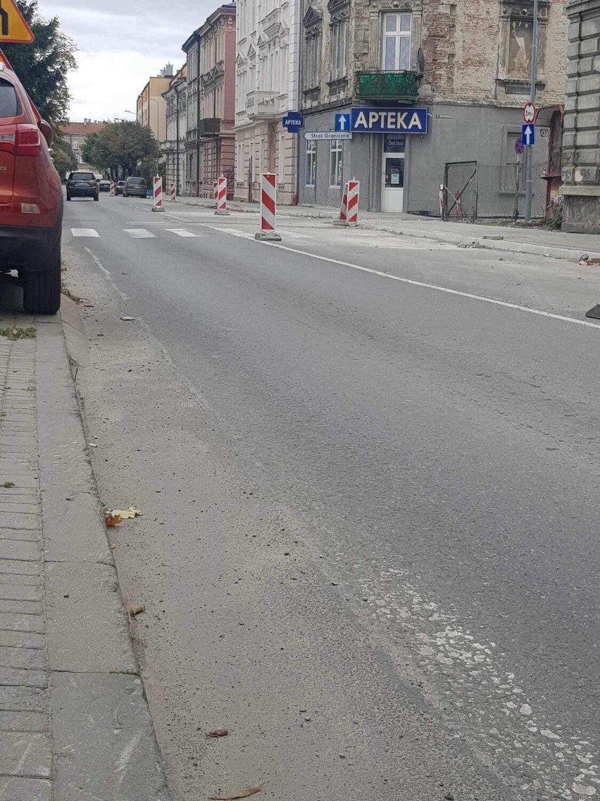 Trwa remont ul. Dworskiego w Przemyślu.