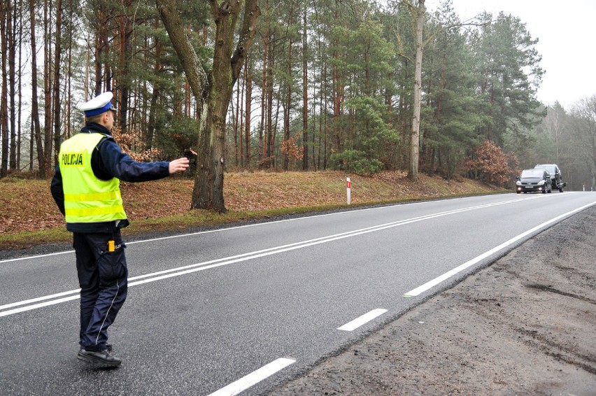 - Wielu, aby przełamać się opłatkiem i złożyć świąteczne...