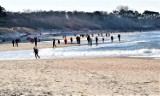 Na plaży w Darłowie tłumy spacerujących w niedzielę ZDJĘCIA