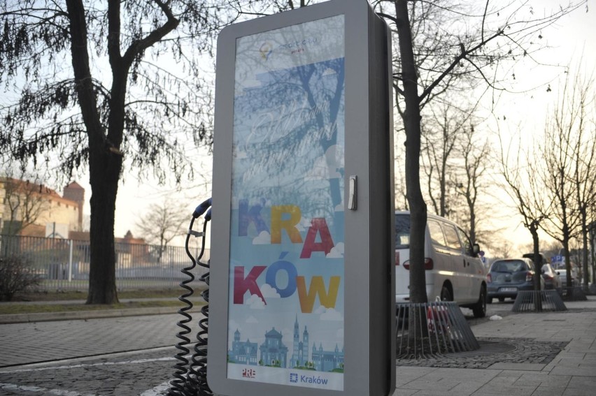 15.02.2019 krakow 
stacja ladowania prad pojazd elektryczny...