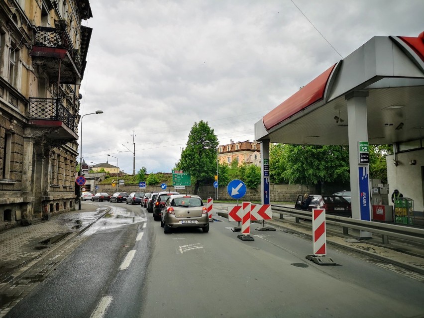 Kłodzko: Utrudnienia w ruchu na ulicy Połabskiej i Kościuszki 