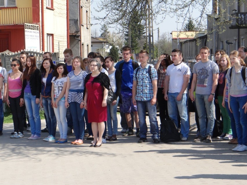 Zakończenie roku szkolnego maturzystów w ZSE (&quot;ekonomik&quot;) w Radomsku [ZDJĘCIA]