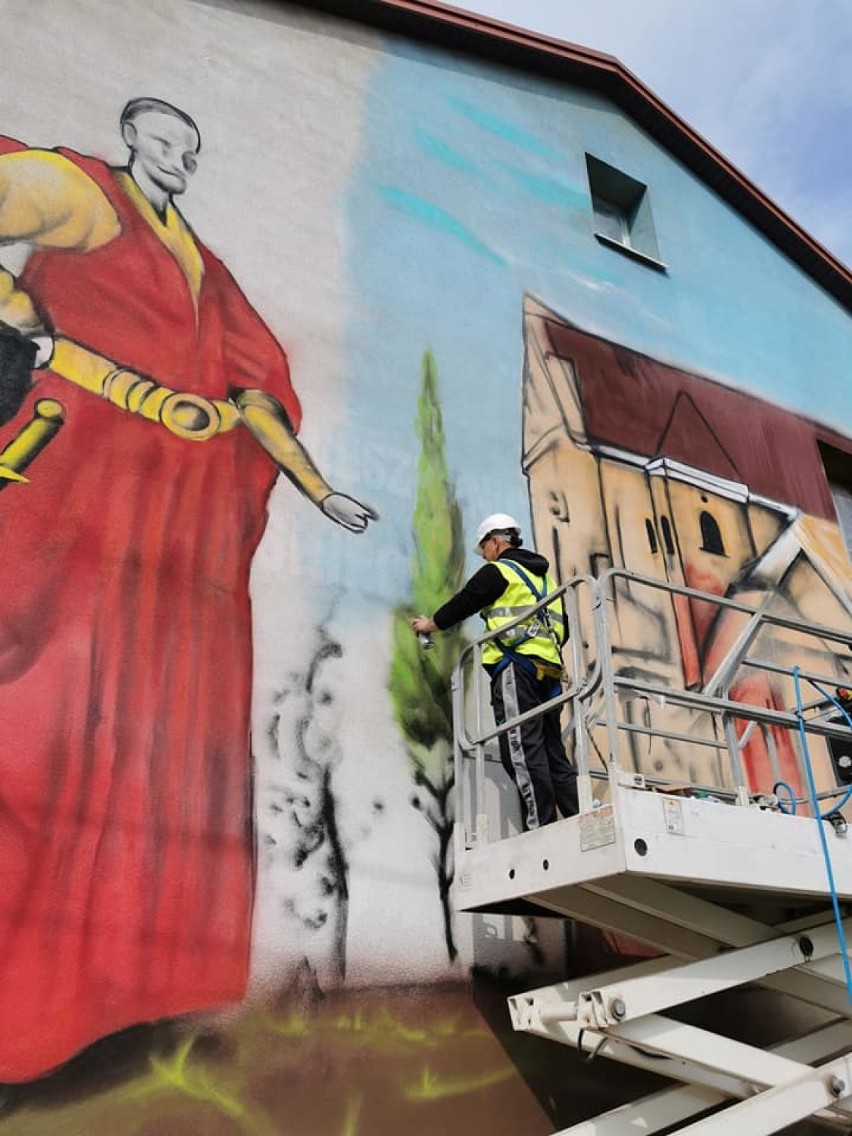 Szczuczyn. Trzy murale będą zdobić miasto. Pierwszy już prawie gotowy [zdjęcia]