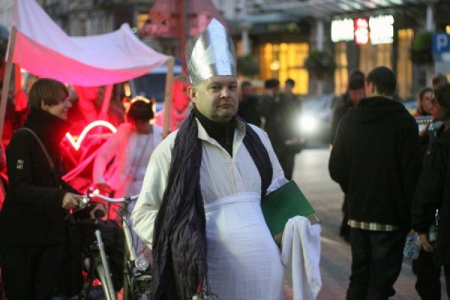 Paweł Hajncel ogłosił casting na nowego papieża lub papieżycę.