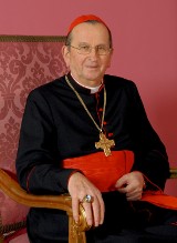 &quot;Jedyny ochotnik w szeregu skazańców&quot; - rozmowa z abp. Henrykiem Muszyńskim, Prymasem-Seniorem