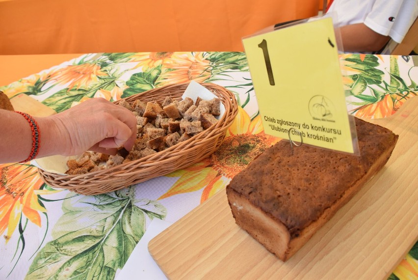 Najlepszy chleb w Krośnie? Mieszkańcy co roku degustują pieczywo z lokalnych piekarni i wybierają ulubiony smak [ZDJĘCIA]