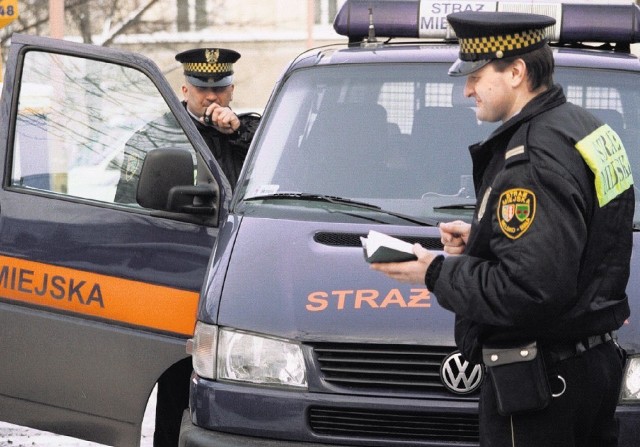 W miastach Podbeskidzia strażnicy okazali się przydatni. Tak samo ma być w gminie Wilkowice