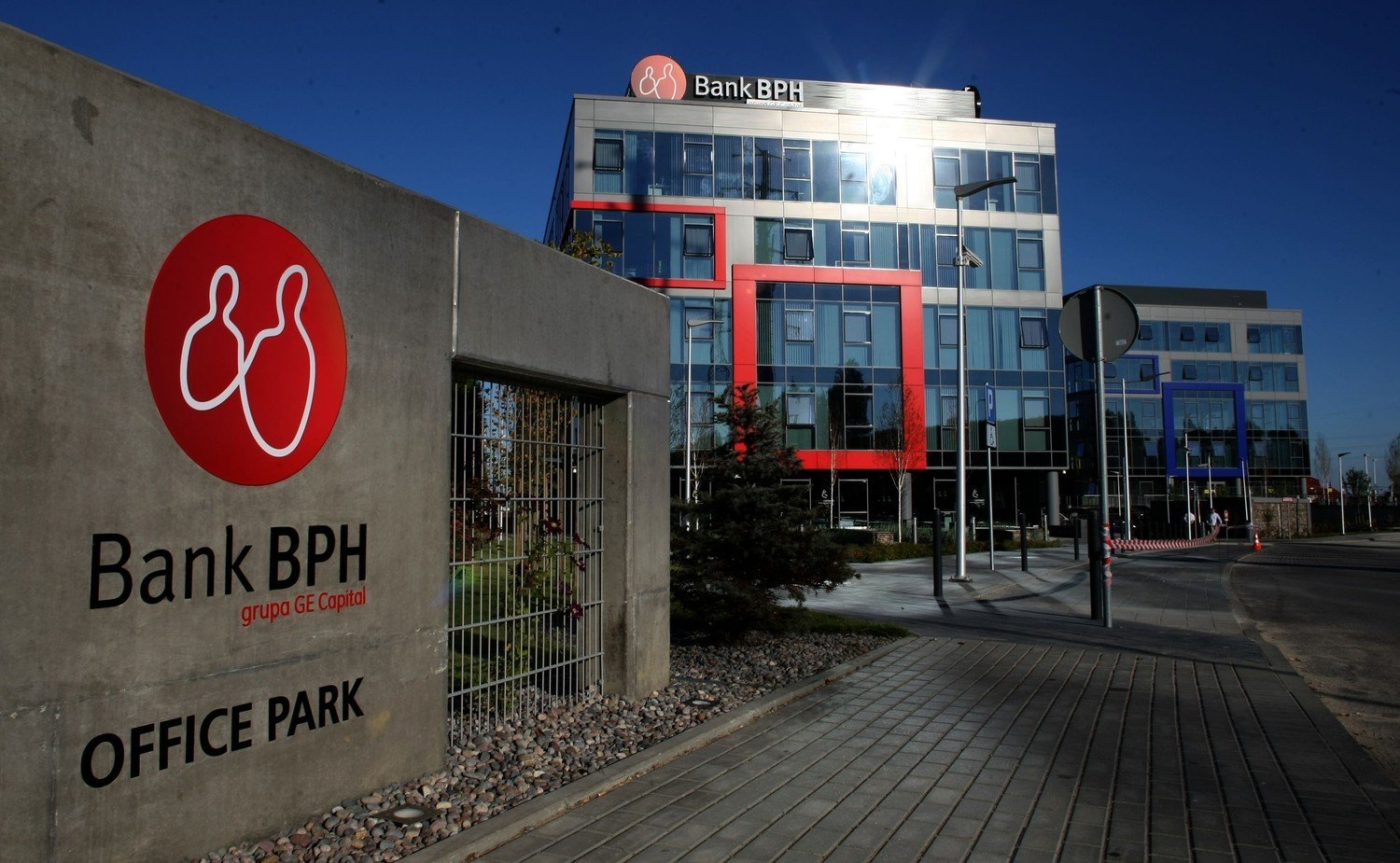 Bank BPH ma nową siedzibę w Gdańsku Jasieniu. Otwarto kompleks biurowy banku  [ZDJĘCIA] | Gdańsk Nasze Miasto
