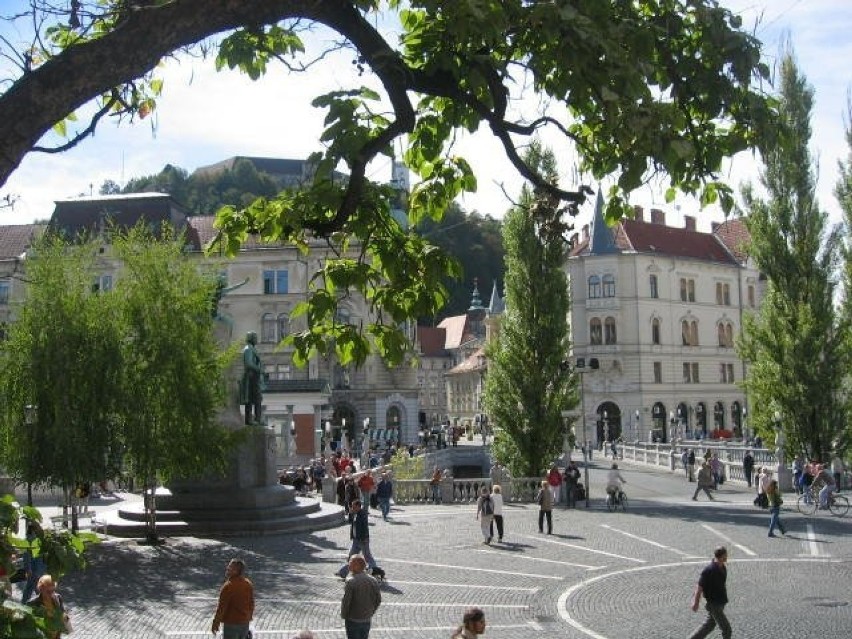 Plac Preserena, centralny punkt Lublany łączący śródmieście...