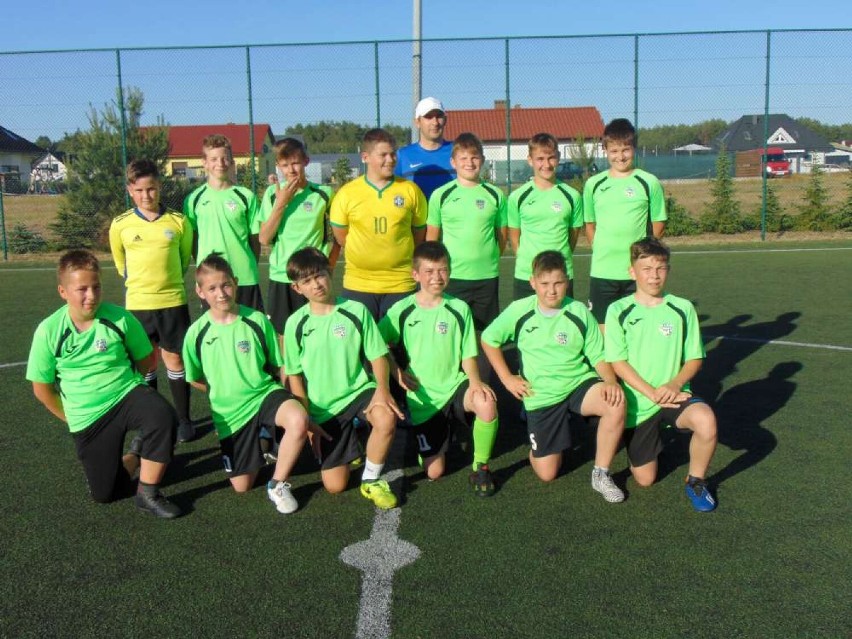 Piłkarskie drużyny młodzieżowe z powiatu chodzieskiego