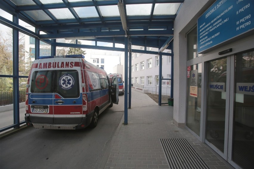 Aktualny raport zachorowan na koronawirusa  w Szczecinie,...