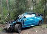 Wypadek BMW X5M na trasie Zielonagóra - Oborniki. Dwie osoby ranne [ZDJECIA]