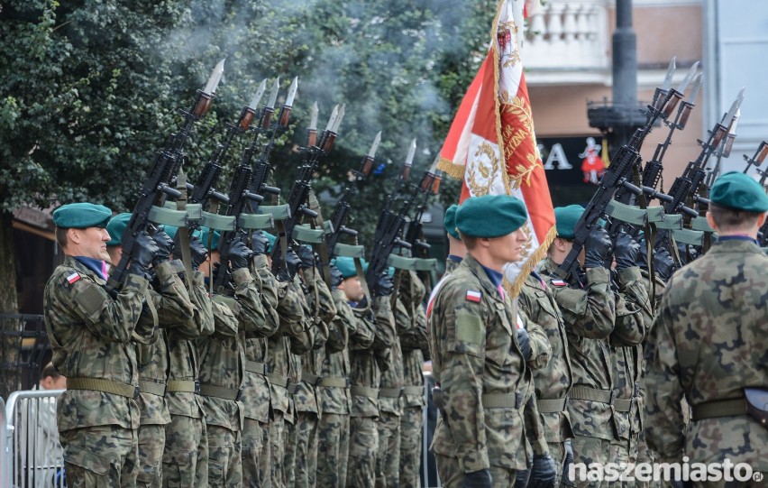 Obchody Święta Wojska Polskiego w Grudziądzu [wideo, zdjęcia]