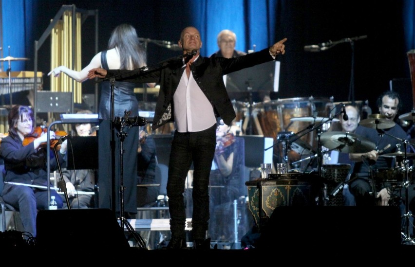 Sting pojawił się w Ergo Arenie w czerwcu 2011 r. Artysta...