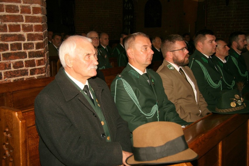 Malbork-Elbląg. Złom dla malborskiego myśliwego. Najwyższe odznaczenie odebrał podczas Hubertusa