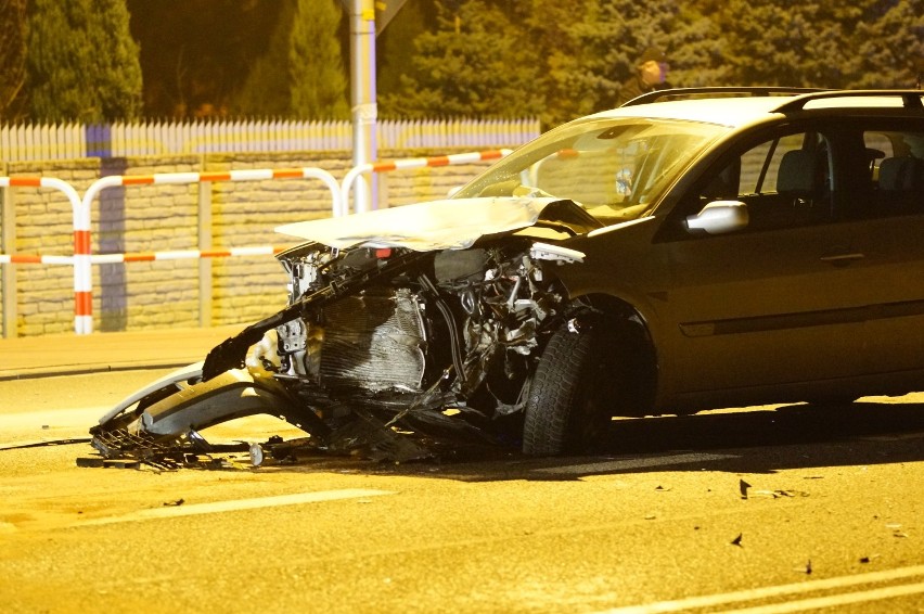 Wypadek na Wrocławskiej. Trzy osoby trafiły do szpitala