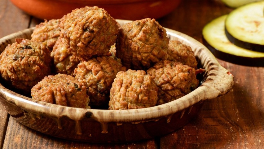 Seitan to wysobiałkowy produkt pozyskiwany ze skrobi mąki...