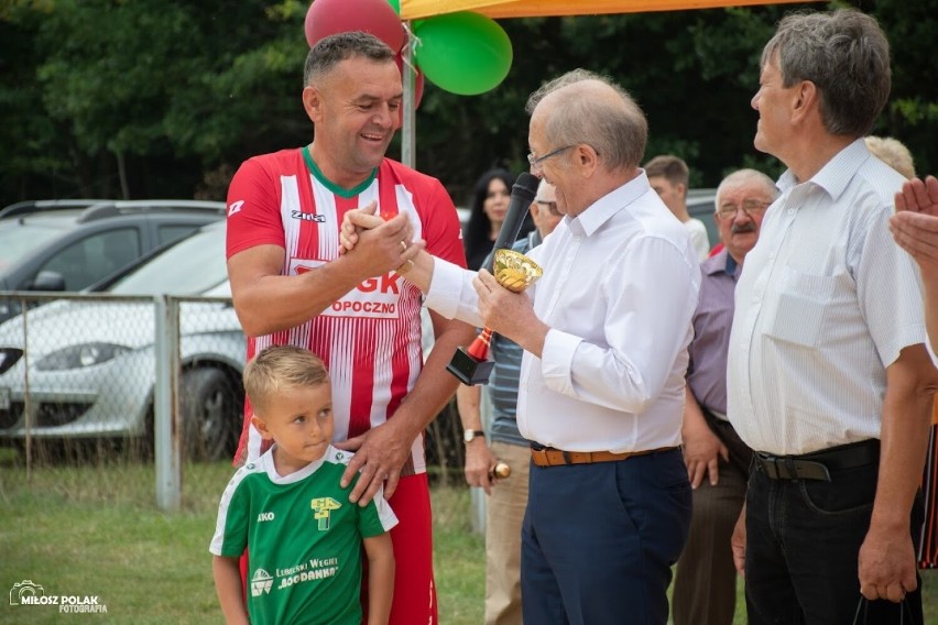 Mecz oldboyów z okazji 20-lecia Klubu Sportowego Kasztelan Żarnów [ZDJĘCIA]