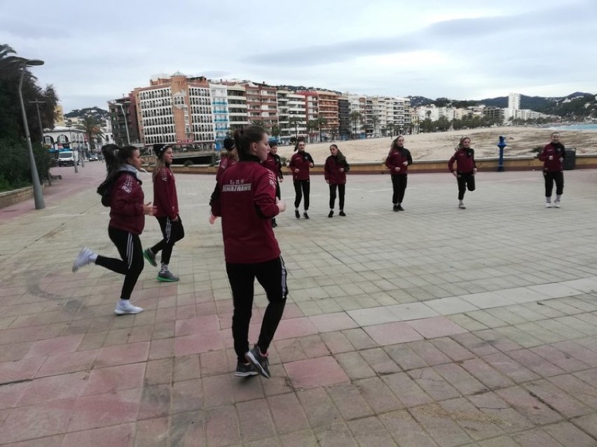Piłkarki ze Starych Oborzysk trenowały w Hiszpanii