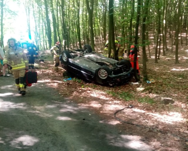 We wtorek rano, na polnej drodze, między wioskami Dargocice i Kamica w gminie Gościno, doszło do śmiertelnego wypadku.